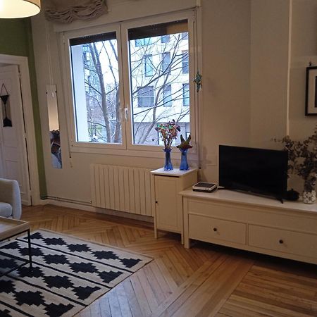Apartamento Guggenheim Centrico Y Confortable Bilbao Ngoại thất bức ảnh