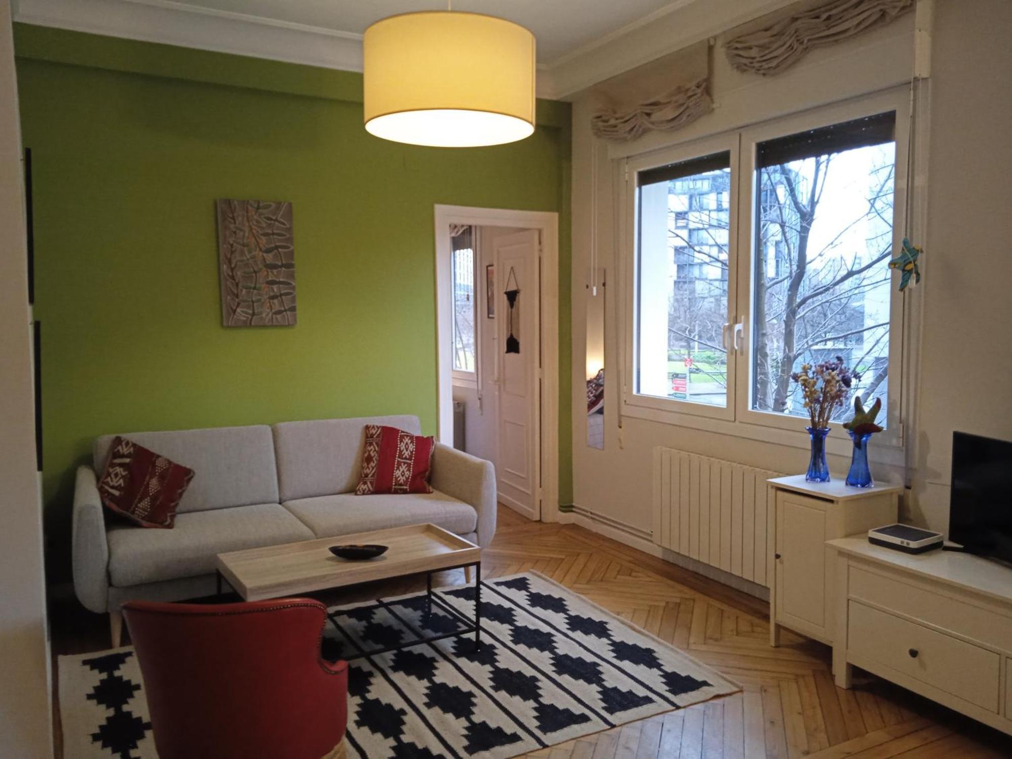 Apartamento Guggenheim Centrico Y Confortable Bilbao Ngoại thất bức ảnh